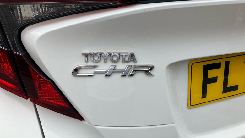 Toyota C-HR 2.0 Hybrid Design 5dr CVT Hybrid Hatchback
